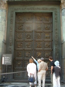 Porta Nord Del Battistero Di Firenze